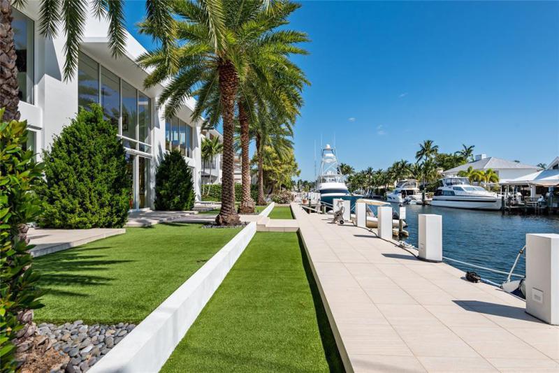  Single Family Homes Photo 34: 500 Isle Of Capri Dr  Fort Lauderdale,  FL 33301