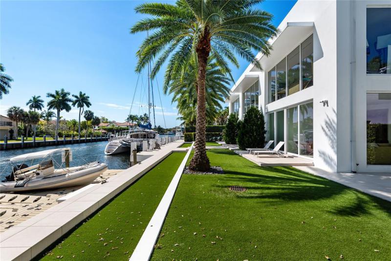  Single Family Homes Photo 35: 500 Isle Of Capri Dr  Fort Lauderdale,  FL 33301
