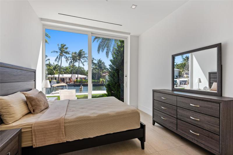  Single Family Homes Photo 44: 500 Isle Of Capri Dr  Fort Lauderdale,  FL 33301