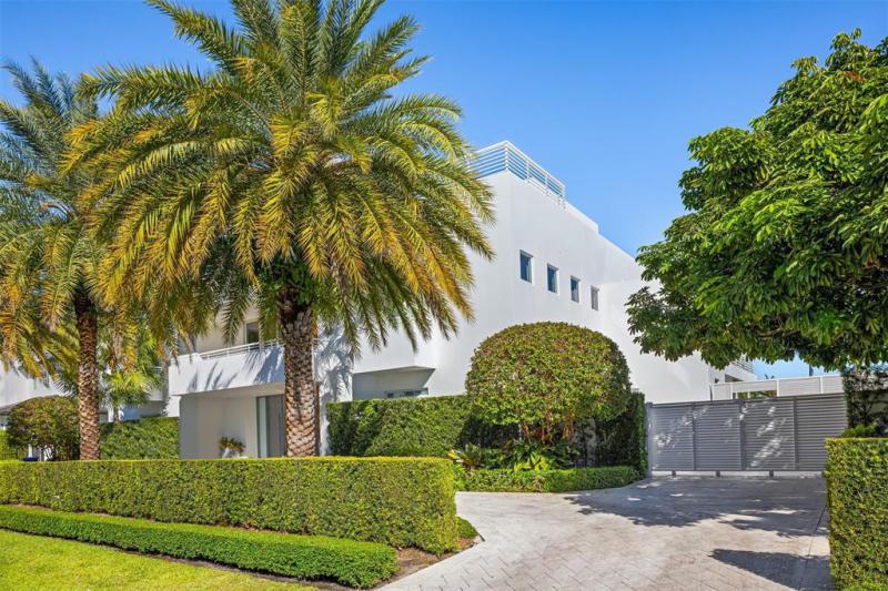  Single Family Homes Photo 67: 500 Isle Of Capri Dr  Fort Lauderdale,  FL 33301