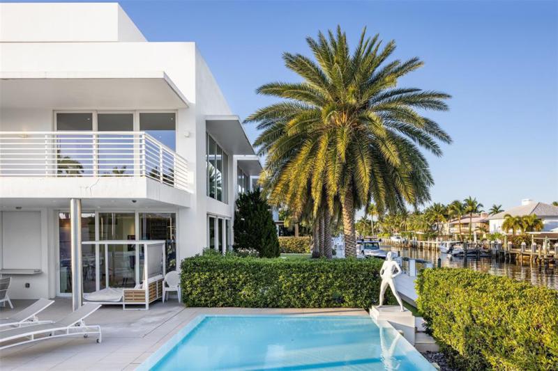  Single Family Homes Photo 68: 500 Isle Of Capri Dr  Fort Lauderdale,  FL 33301