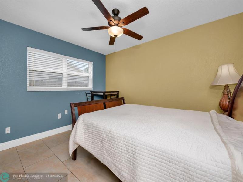  Single Family Homes Photo 25: 11731 NW 40th Pl  Sunrise,  FL 33323