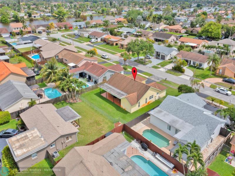  Single Family Homes Photo 36: 11731 NW 40th Pl  Sunrise,  FL 33323