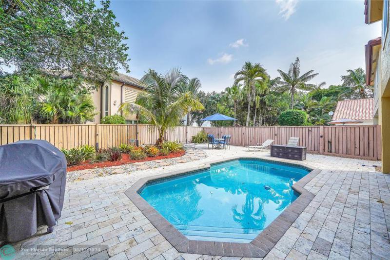  Single Family Homes Photo 32: 9833 NW 5th Ct  Plantation,  FL 33324