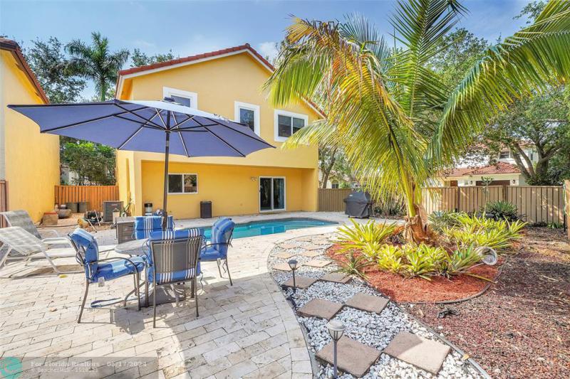  Single Family Homes Photo 34: 9833 NW 5th Ct  Plantation,  FL 33324