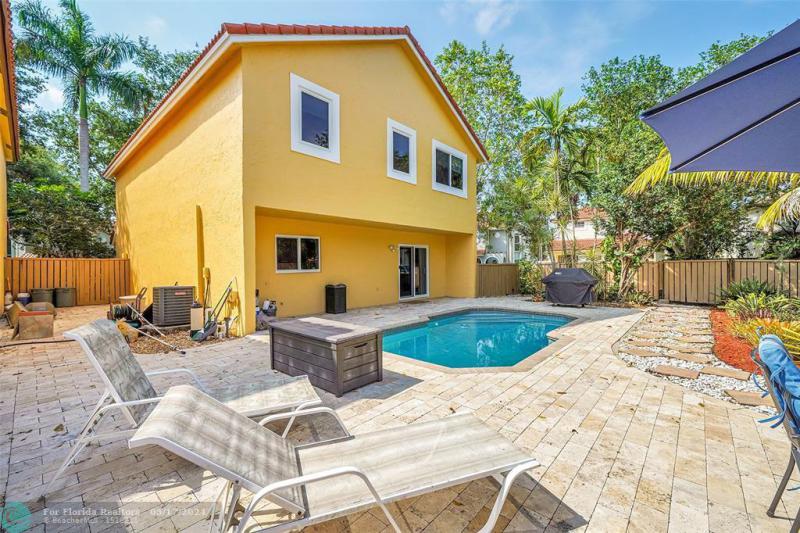  Single Family Homes Photo 35: 9833 NW 5th Ct  Plantation,  FL 33324