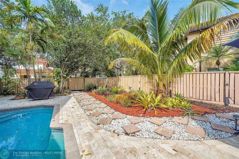  Single Family Homes Photo 36: 9833 NW 5th Ct  Plantation,  FL 33324