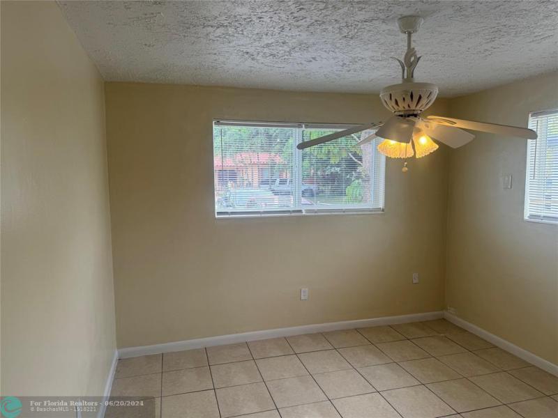 Duplex, Triplex and Fourplex Images