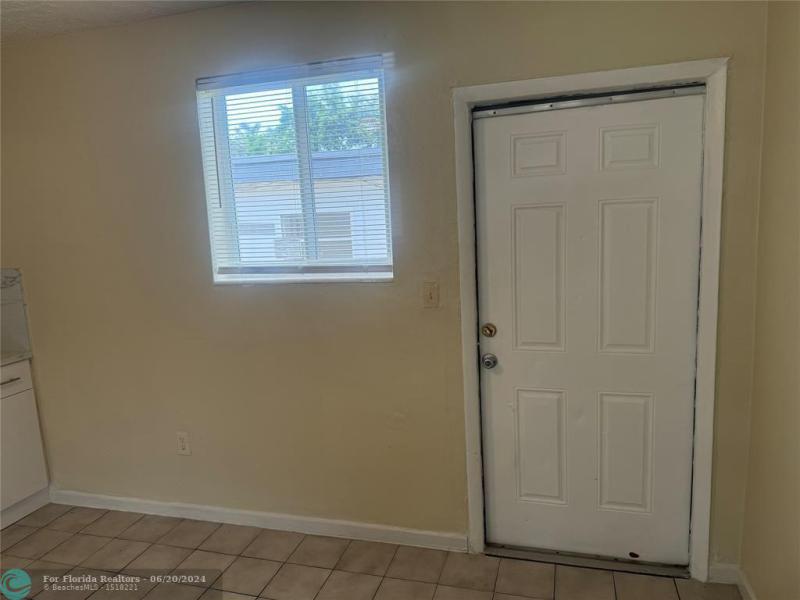 Duplex, Triplex and Fourplex Images