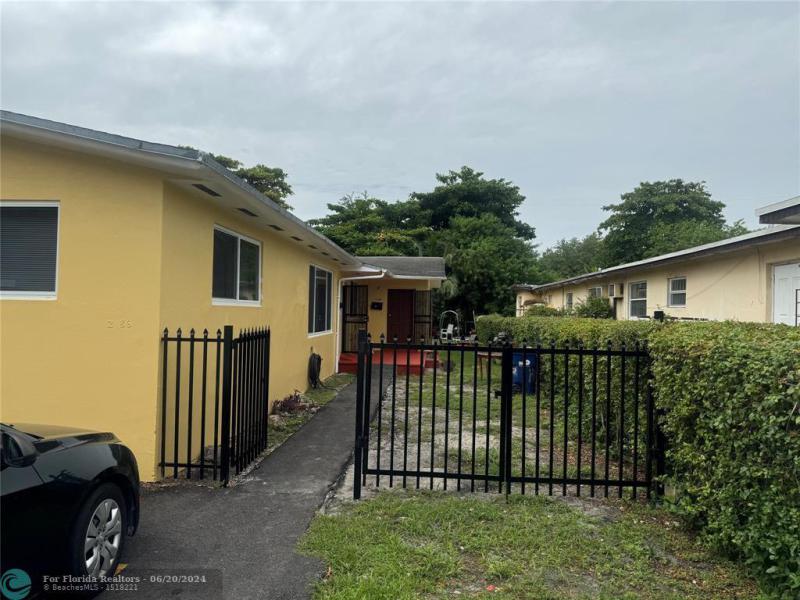 Duplex, Triplex and Fourplex Images