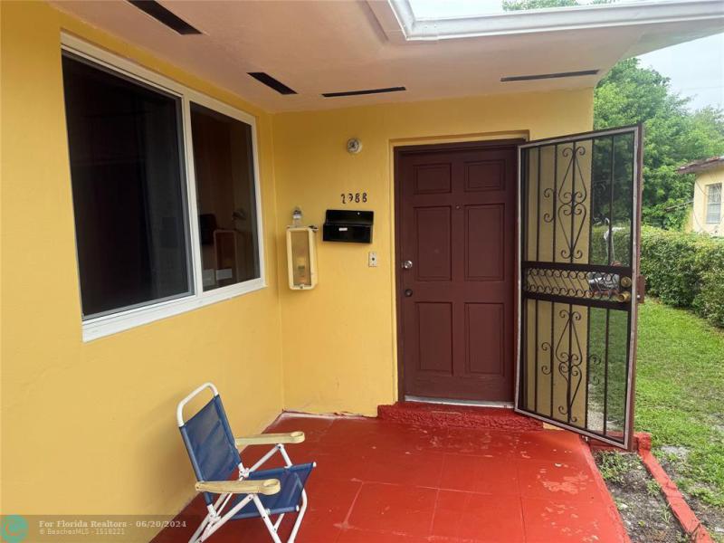 Duplex, Triplex and Fourplex Images