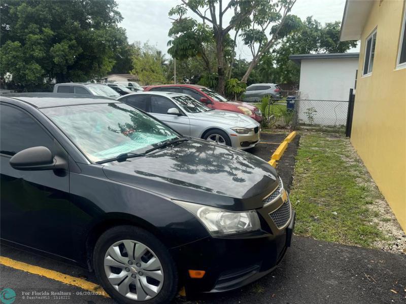 Duplex, Triplex and Fourplex Images