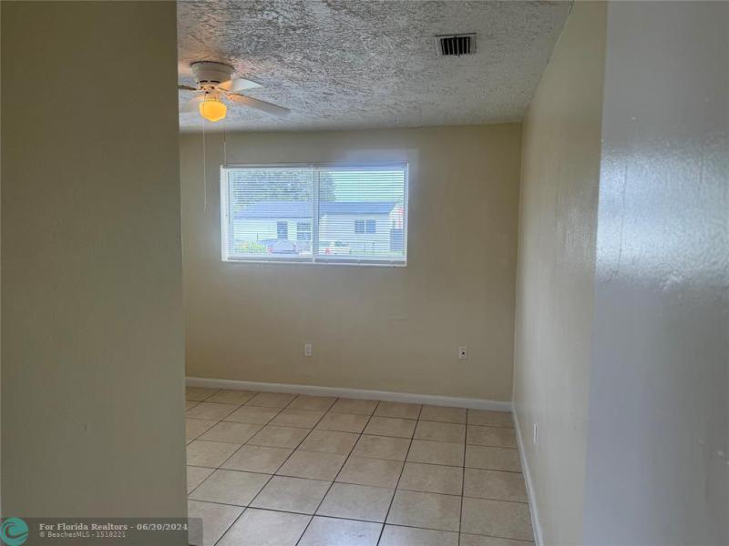 Duplex, Triplex and Fourplex Images