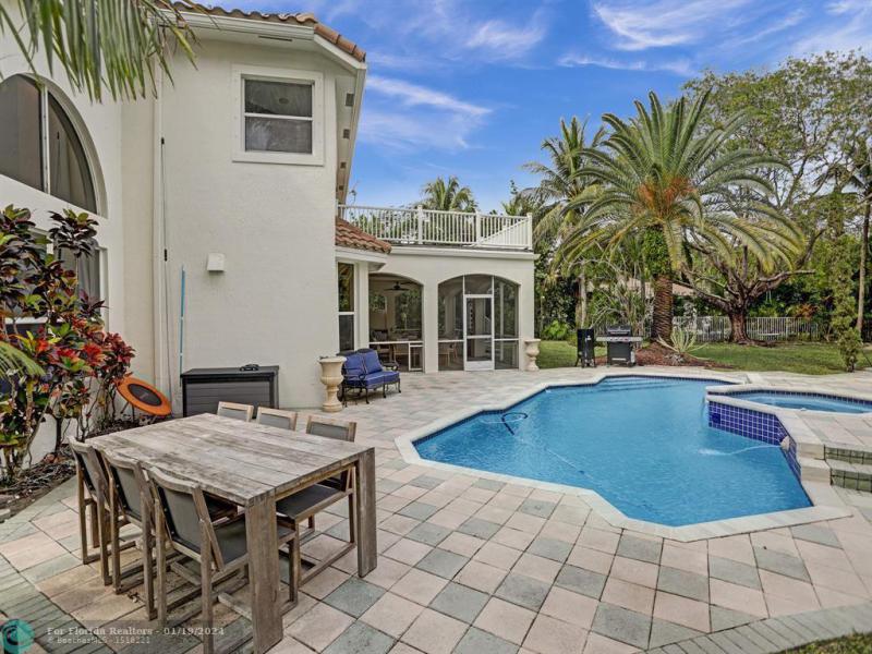  Single Family Homes Photo 13: 11809 NW 11 Ct  Coral Springs,  FL 33071