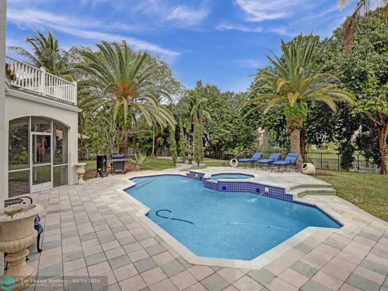  Single Family Homes Photo 14: 11809 NW 11 Ct  Coral Springs,  FL 33071