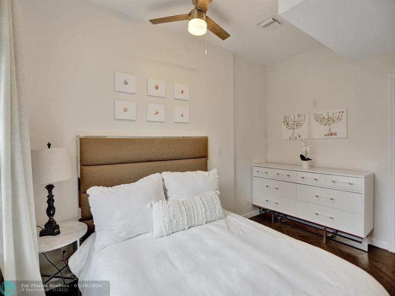  Single Family Homes Photo 43: 11809 NW 11 Ct  Coral Springs,  FL 33071