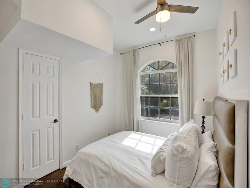  Single Family Homes Photo 45: 11809 NW 11 Ct  Coral Springs,  FL 33071