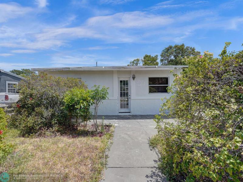 Single Family Homes Photo 31: 2808 NW 4th St  Pompano Beach,  FL 33069