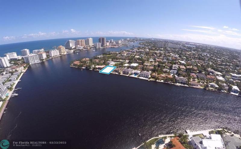  Single Family Homes Photo 12: 2617 Aqua Vista Blvd  Fort Lauderdale,  FL 33301