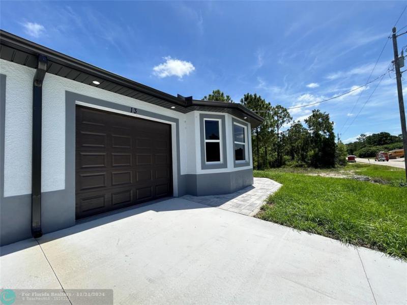 Duplex, Triplex and Fourplex Images