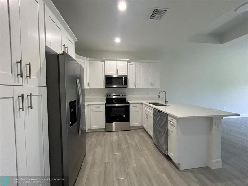 Duplex, Triplex and Fourplex Images