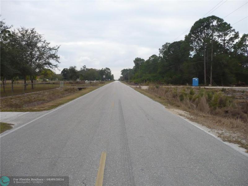  Commercial & Industrial Land Images 