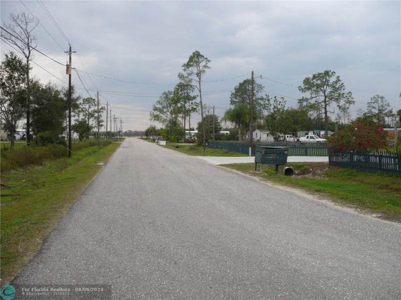  Commercial & Industrial Land Images 