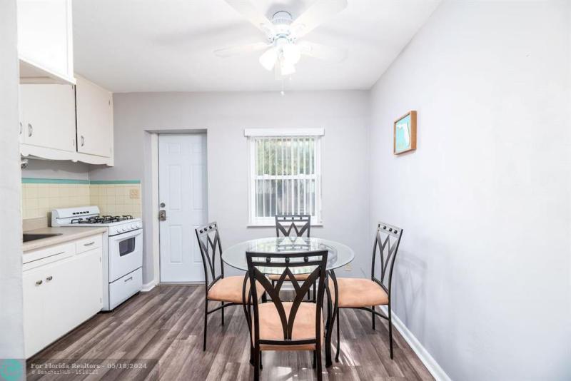 Duplex, Triplex and Fourplex Images