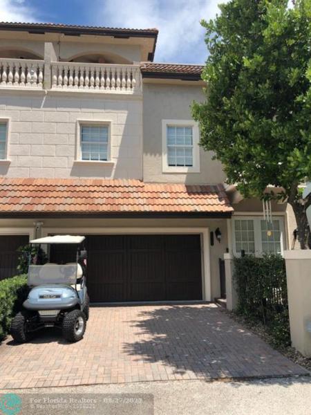  Condo & Townhome Photos