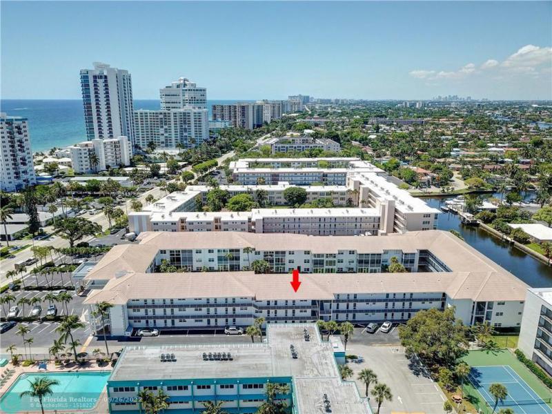  Condo & Townhome Photos