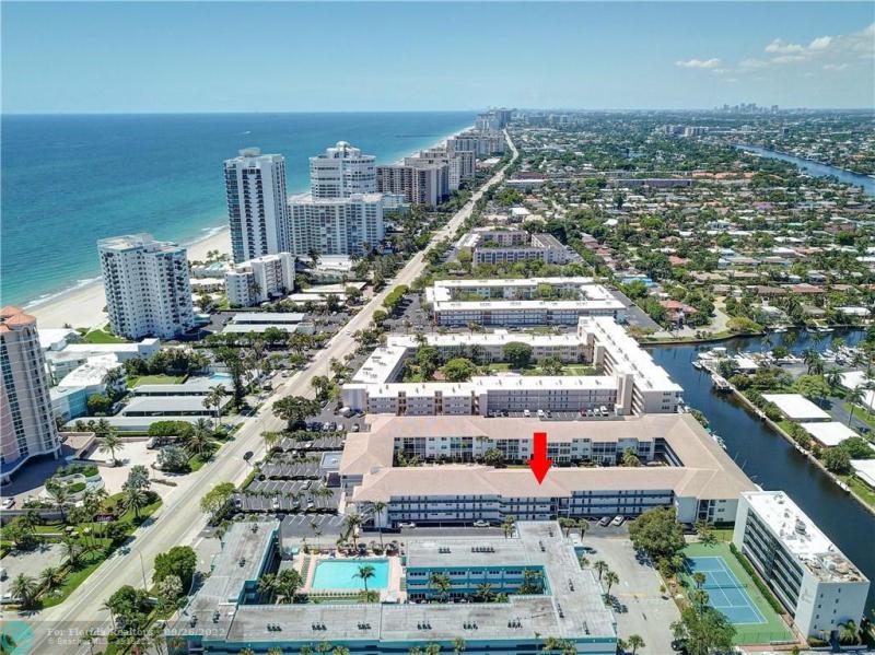  Condo & Townhome Photos