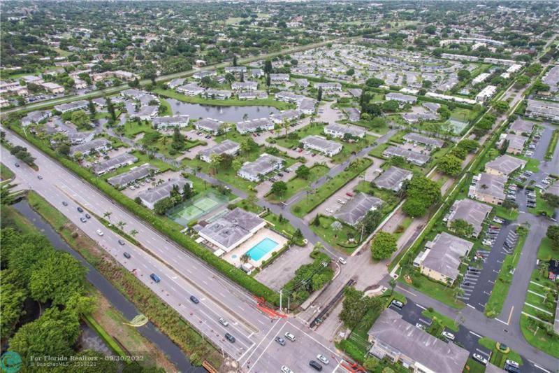  Condo & Townhome Photos