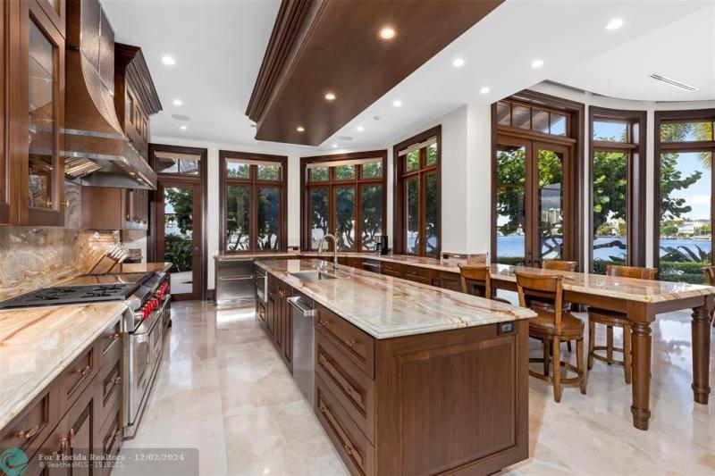  Single Family Homes Photo 16: 632 2ND KEY DR  Fort Lauderdale,  FL 33304