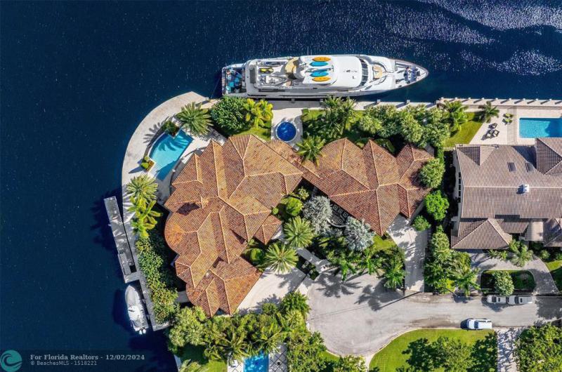  Single Family Homes Photo 2: 632 2ND KEY DR  Fort Lauderdale,  FL 33304