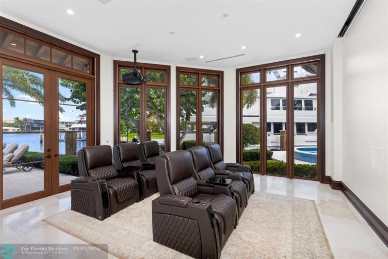  Single Family Homes Photo 25: 632 2ND KEY DR  Fort Lauderdale,  FL 33304