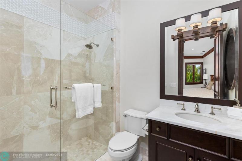  Single Family Homes Photo 42: 632 2ND KEY DR  Fort Lauderdale,  FL 33304