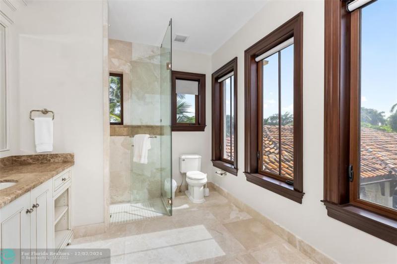  Single Family Homes Photo 47: 632 2ND KEY DR  Fort Lauderdale,  FL 33304