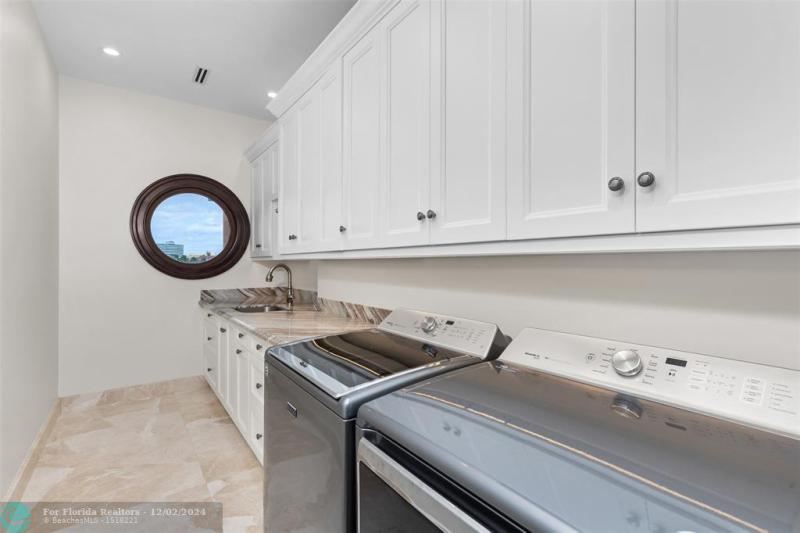  Single Family Homes Photo 48: 632 2ND KEY DR  Fort Lauderdale,  FL 33304