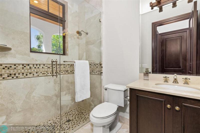  Single Family Homes Photo 52: 632 2ND KEY DR  Fort Lauderdale,  FL 33304