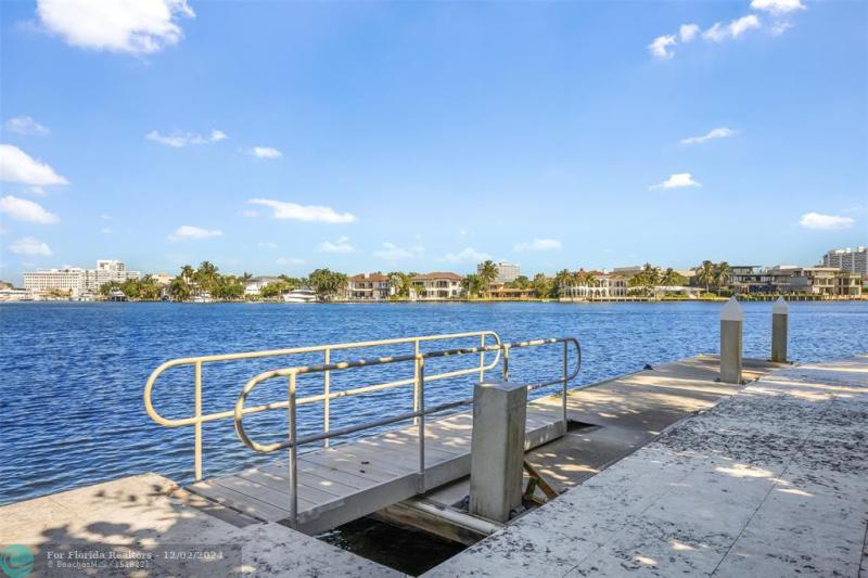  Single Family Homes Photo 74: 632 2ND KEY DR  Fort Lauderdale,  FL 33304