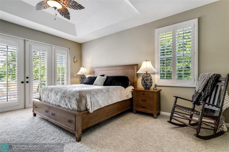  Single Family Homes Photo 14: 1520 SE 4th Ct  Deerfield Beach,  FL 33441
