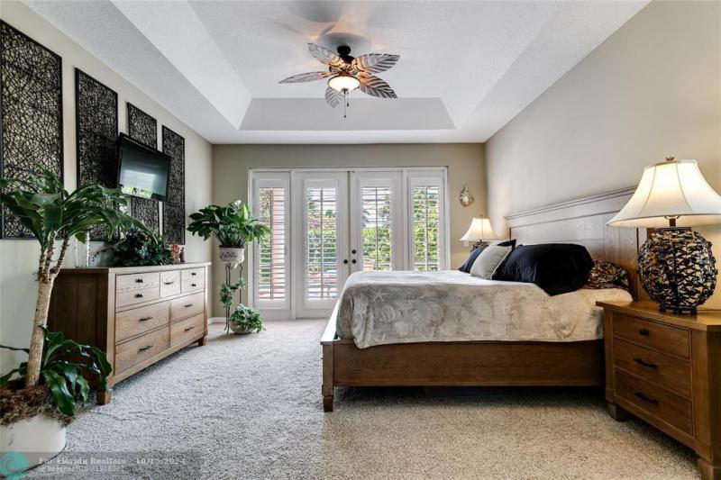  Single Family Homes Photo 15: 1520 SE 4th Ct  Deerfield Beach,  FL 33441