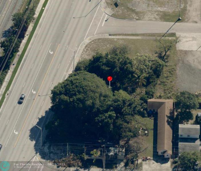  Commercial & Industrial Land Images 