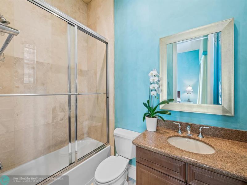 Single Family Homes Photo 39: 12575 Stoneway Ct  Davie,  FL 33330