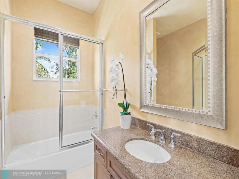  Single Family Homes Photo 55: 12575 Stoneway Ct  Davie,  FL 33330