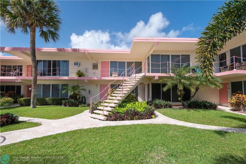  Condo & Townhome Photos