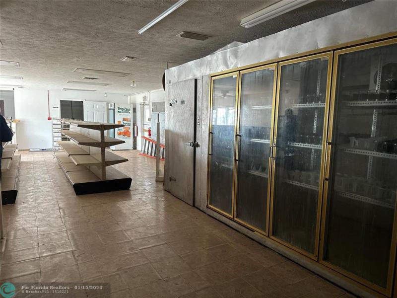  Commercial & Industrial Land Images 