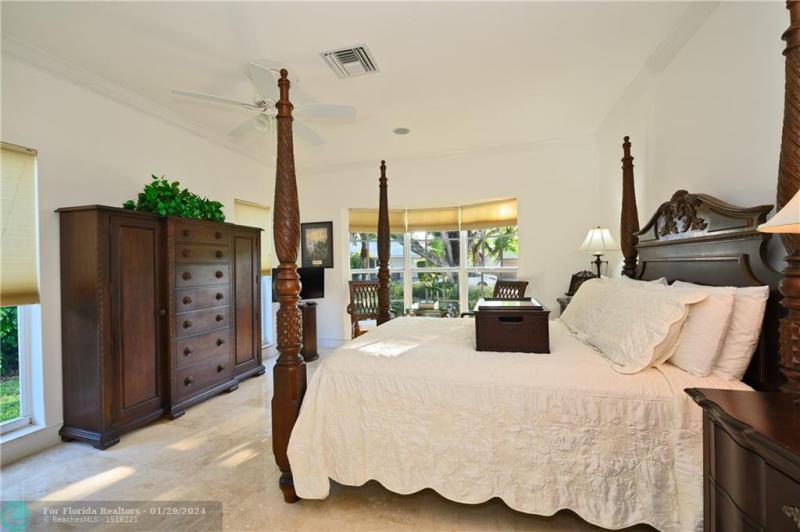  Single Family Homes Photo 19: 2 COMPASS LN  Fort Lauderdale,  FL 33308