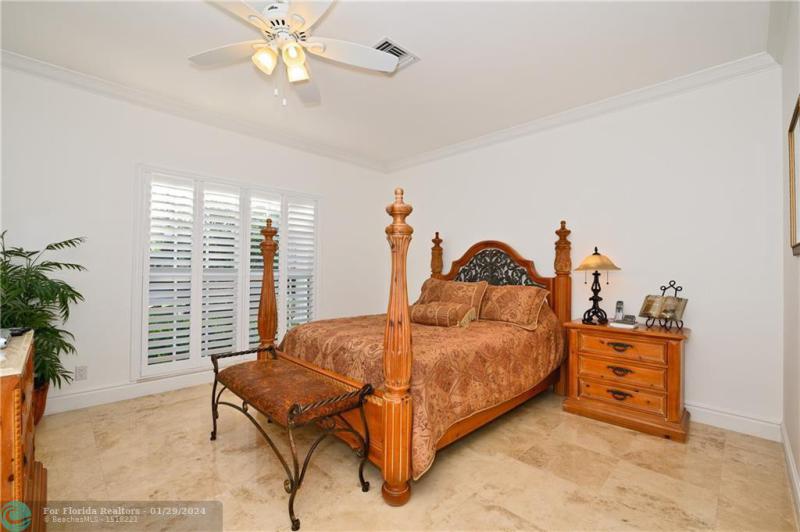  Single Family Homes Photo 23: 2 COMPASS LN  Fort Lauderdale,  FL 33308