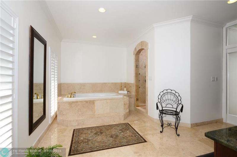  Single Family Homes Photo 29: 2 COMPASS LN  Fort Lauderdale,  FL 33308
